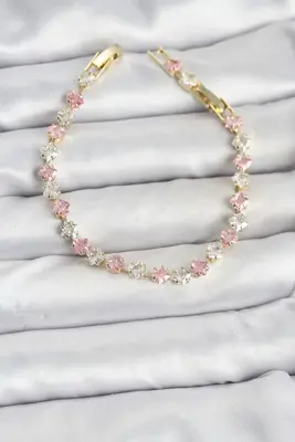 Kare Zirkon Taşlı Gold Renk Kadın Bileklik
