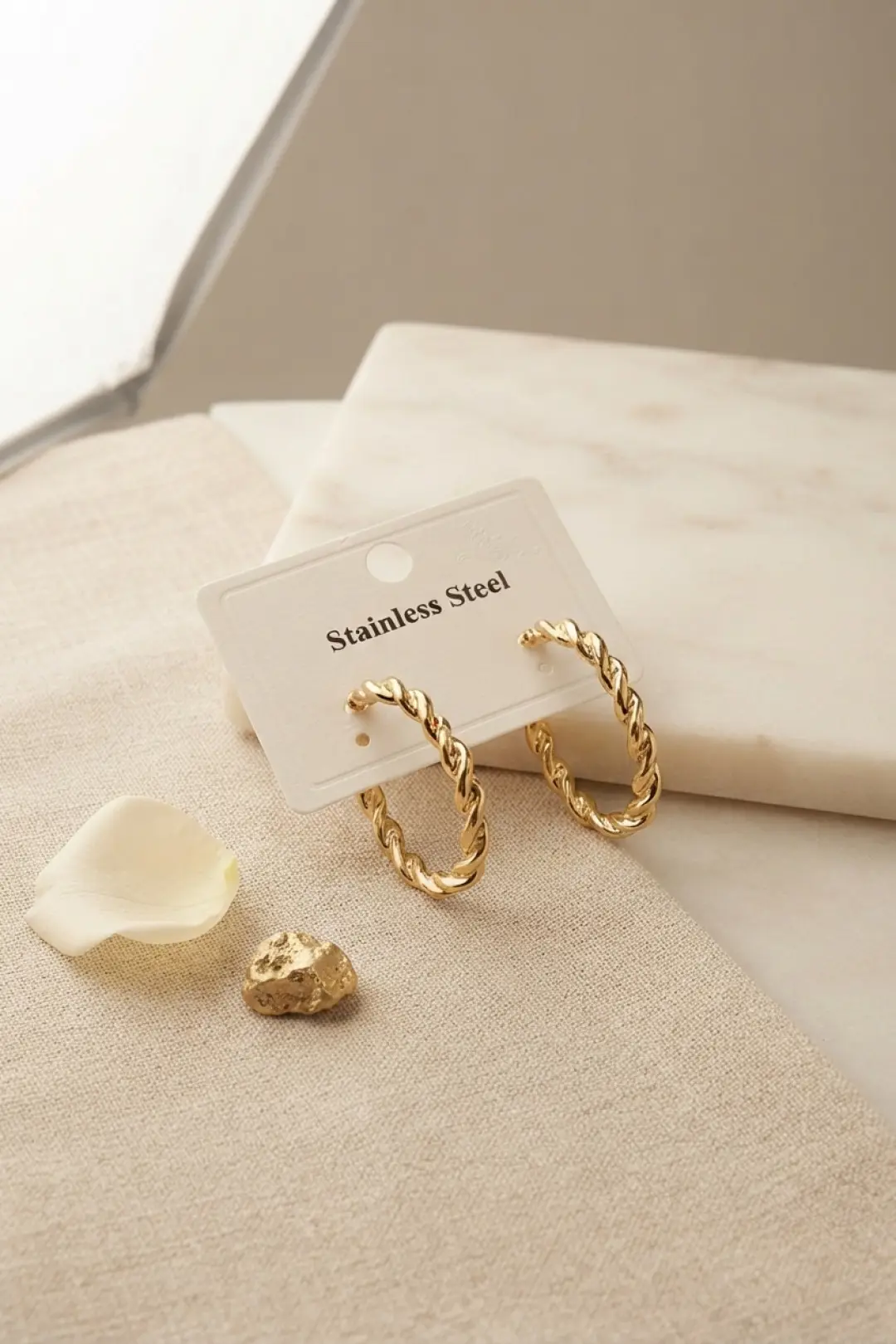 316L Çelik Gold Renk Kıvrımlı Halka Tasarım Model Küpe