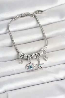Pirinç Gümüş Renk Göz Model Charmlı Kadın Bileklik