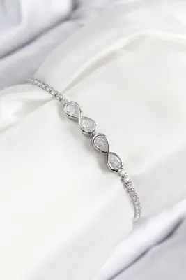 Pirinç Zirkon Taşlı Sonsuzluk Model Gümüş Renk Asansörlü Kadın Bileklik