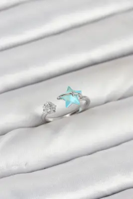 Pirinç Gümüş Renk Mavi Yıldızlı Model Kadın Yüzük