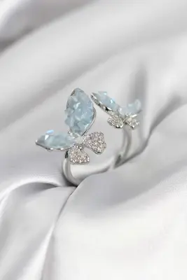 Gümüş Renk Mavi Kelebek Model Zirkon Taşlı Kadın Yüzük