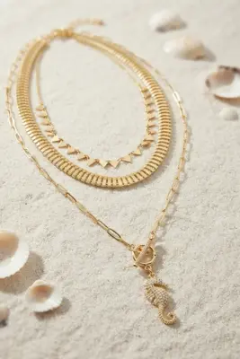 Pirinç Gold Renk Deniz Atı Objeli Yılan Zincir Detaylı Kadın Kolye Kombini