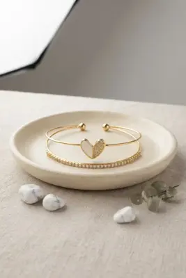 Gold Renk Kalp Model Zirkon Taşlı Kadın Bileklik