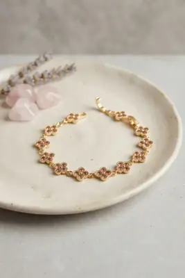 Gold Renk Pembe Zirkon Taşlı Yonca Model Kadın Bileklik